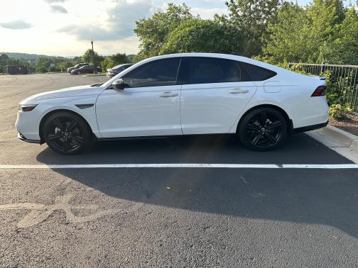 2023 Honda Accord Hybrid Sport-L