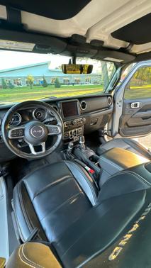 2021 Jeep Gladiator Overland