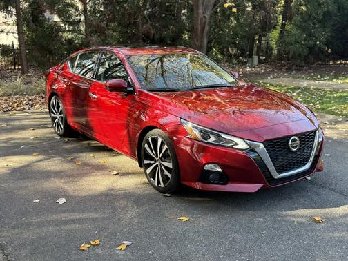 2020 Nissan Altima 2.0 Platinum