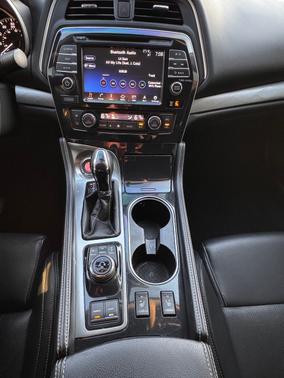 Black 2018 Nissan Maxima 3.5 SV