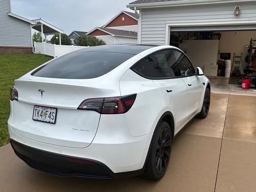White 2022 Tesla Model Y Long Range