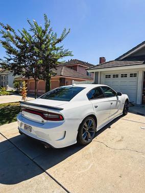 White 2019 Dodge Charger Scat Pack