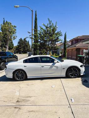 White 2019 Dodge Charger Scat Pack