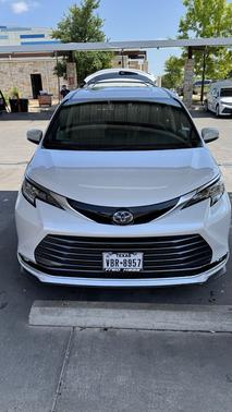 2023 Toyota Sienna Limited