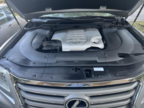 2013 Lexus LX 570 Base