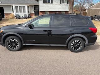 2020 Nissan Pathfinder SL