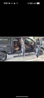 Black 2013 Ford F-150 Platinum