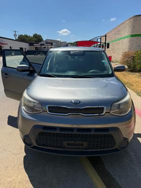 Silver 2015 Kia Soul Base