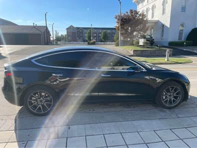 2019 Tesla Model 3 Standard Range Plus