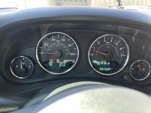 Photo 2 of 10 of 2018 Jeep Wrangler JK Unlimited Sport