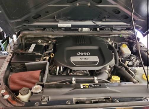 Photo 5 of 10 of 2018 Jeep Wrangler JK Unlimited Sport