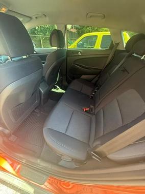 Orange 2017 Hyundai TUCSON SE