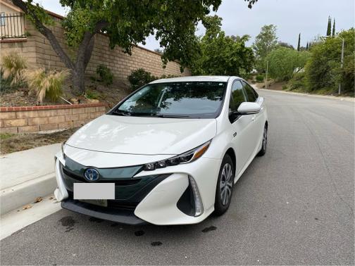 2020 Toyota Prius Prime XLE