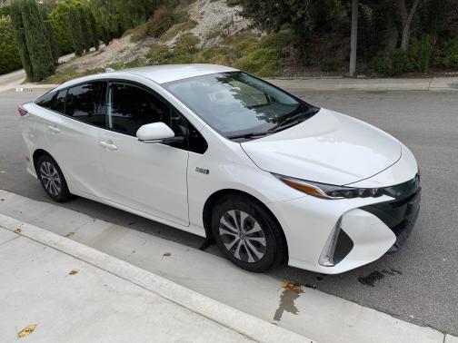 2020 Toyota Prius Prime XLE