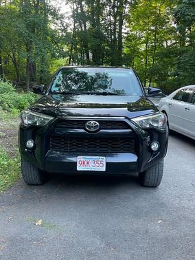 Black 2019 Toyota 4Runner SR5 Premium