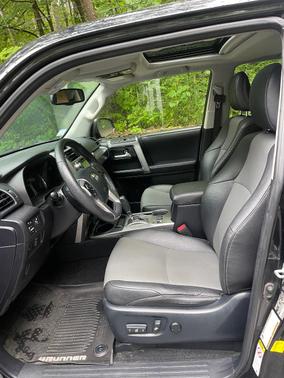 Black 2019 Toyota 4Runner SR5 Premium