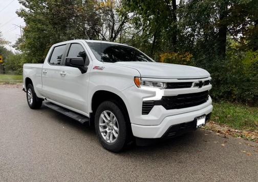 White 2024 Chevrolet Silverado 1500 RST
