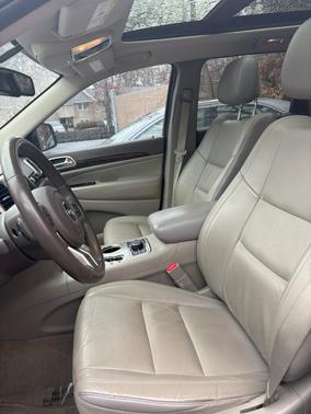 2012 Jeep Grand Cherokee Laredo