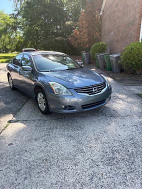Blue 2011 Nissan Altima 2.5 S