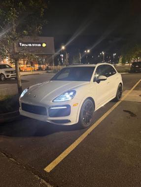 White 2021 Porsche Cayenne Cayenne GTS