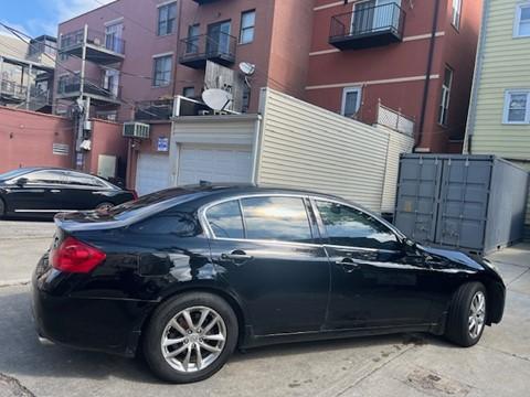 2008 INFINITI G35 x