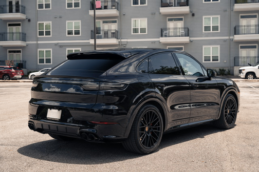 2021 Porsche Cayenne Cayenne GTS