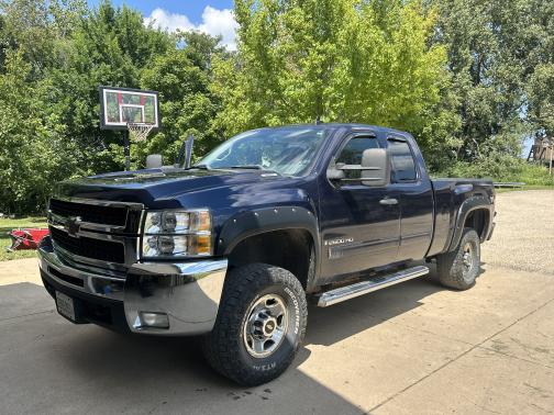 2009 Chevrolet Silverado 2500 LT Extended Cab