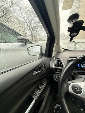 White 2013 Ford C-Max Hybrid SEL