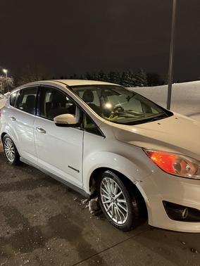 White 2013 Ford C-Max Hybrid SEL