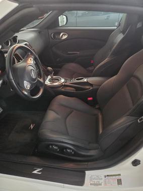 White 2018 Nissan 370Z Touring