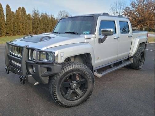 2010 Hummer H3T Alpha
