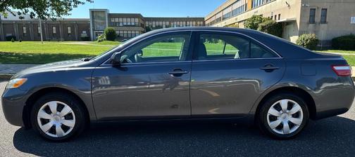 Gray 2009 Toyota Camry LE