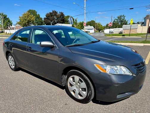 Gray 2009 Toyota Camry LE
