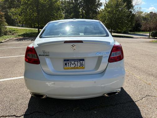 White 2012 Suzuki Kizashi Sport SLS