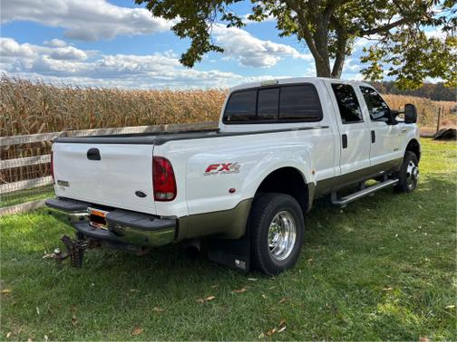 2006 Ford F-350 Lariat Crew Cab Super Duty