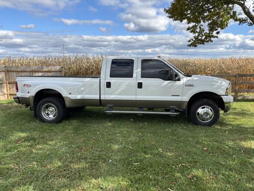 2006 Ford F-350 Lariat Crew Cab Super Duty