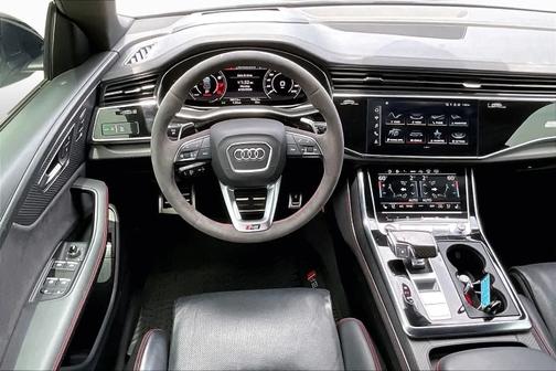 White 2023 Audi RS Q8 4.0T