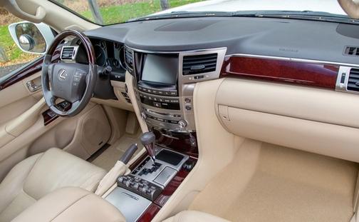 2014 Lexus LX 570 Base