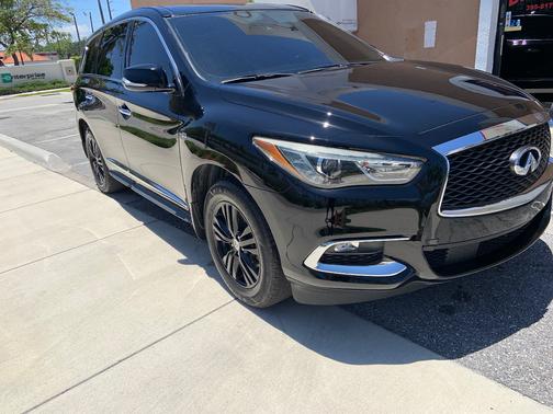 Black 2019 INFINITI QX60 Pure