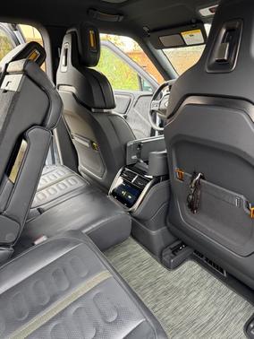 2026 Rivian R1S Dual-Motor Standard Pack