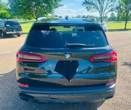 Black 2020 BMW X5 sDrive40i
