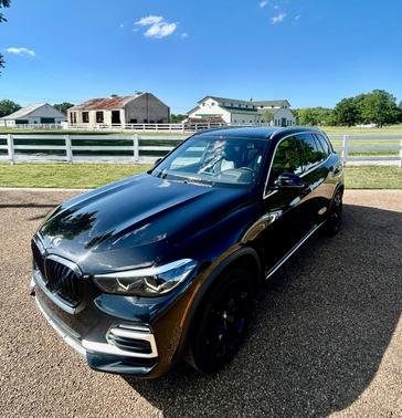 Black 2020 BMW X5 sDrive40i