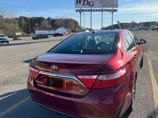 2017 Toyota Camry SE