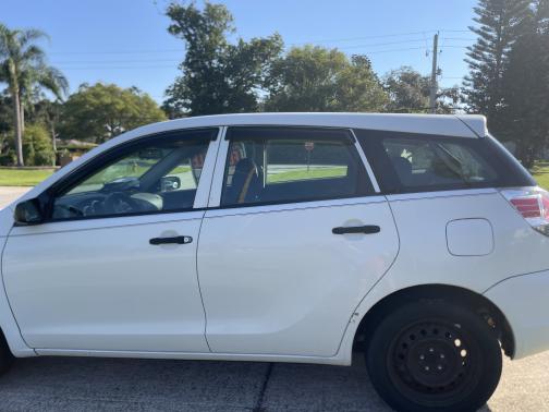 2006 Toyota Matrix Base