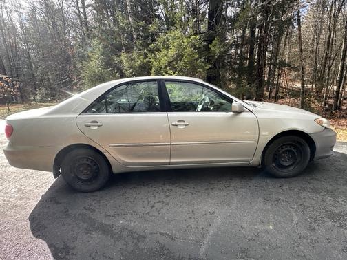 2005 Toyota Camry SE