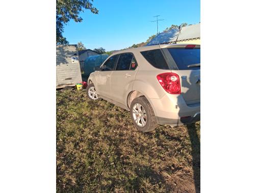Beige 2011 Chevrolet Equinox LS