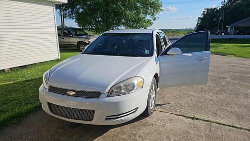 White 2014 Chevrolet Impala Limited LS