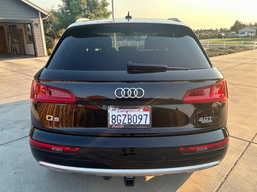 2018 Audi Q5 2.0T Prestige