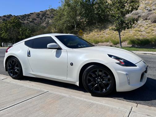 White 2020 Nissan 370Z Base