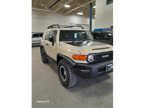 2010 Toyota FJ Cruiser Base